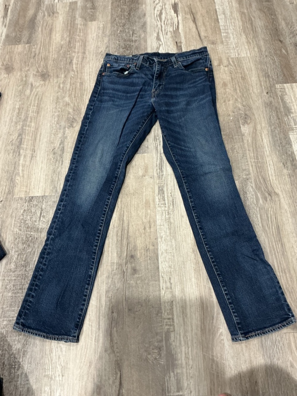 Women's Straight-Leg Jeans in Dark Blue Denim